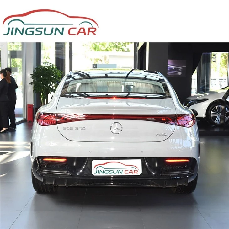 Mercedes EQE